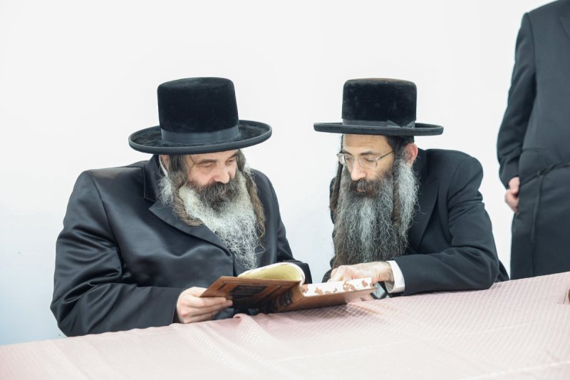 שוקי לרר וא. אייזנבאך