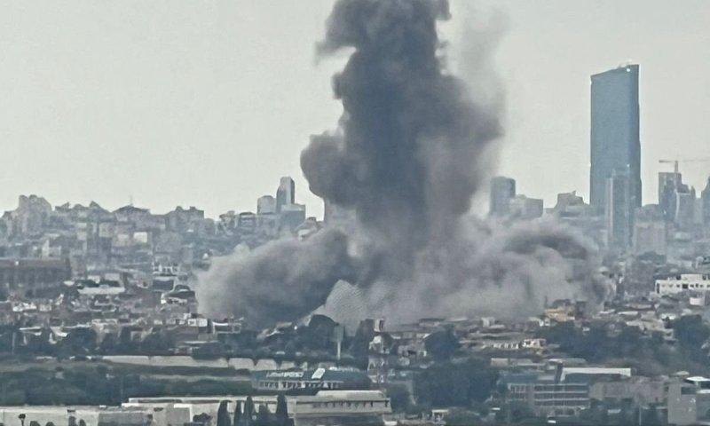 ראש ממשלת לבנון: "קיבלנו ערובות שלא יתקפו בנמל התעופה בביירות"