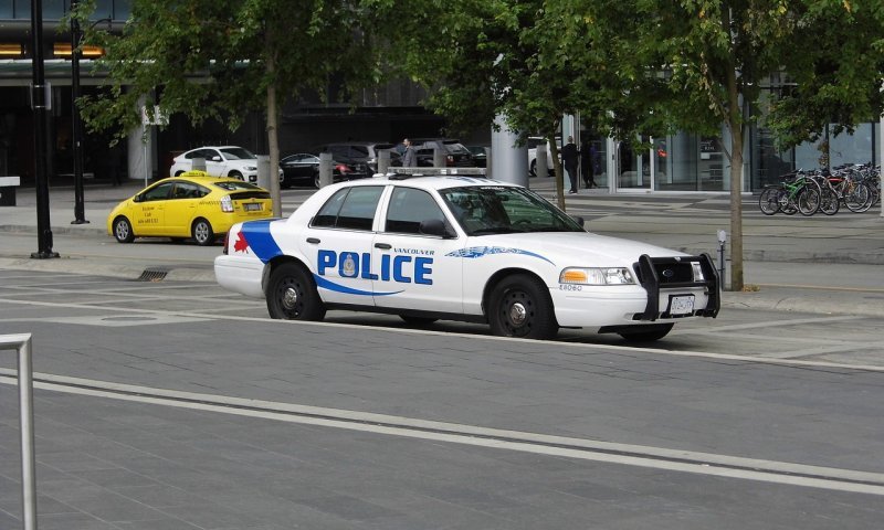 במהלך חג פורים בוצע ירי לעבר מרכז יהודי בטורונטו 