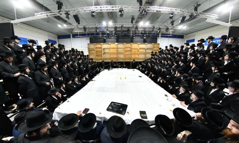 מסעיר את החסידות: ארבעת האחים המבוגרים התארסו בזה אחר זה