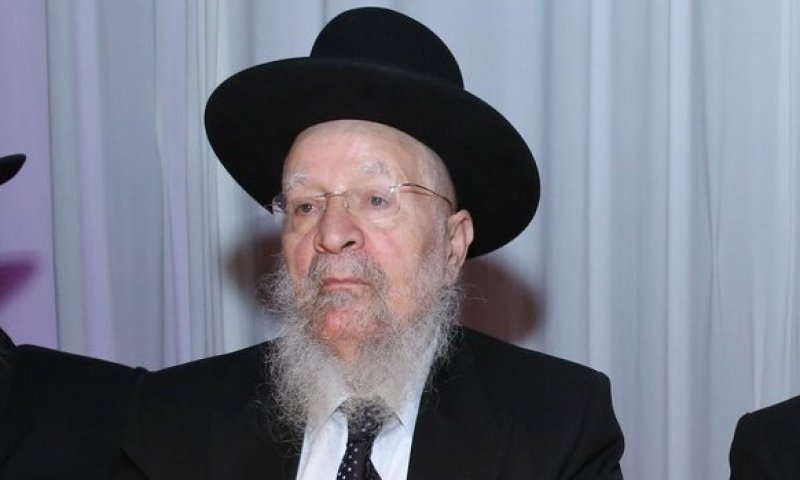 אבל בעולם הרבנות: הגאון רבי אברהם מנחם זצ"ל  רבה הספרדי של מגדל העמק