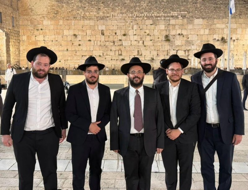 באדיבות המצלם