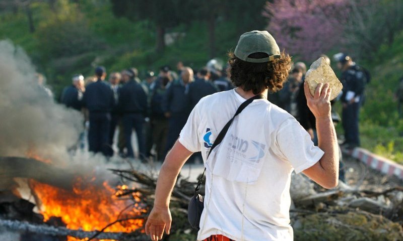 חמישה נעצרו בחשד לאלימות נגד פלסטינים, פעוטה נפצעה