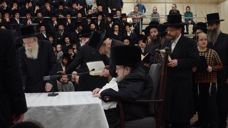 אנשיל בעק וא.מ.ש