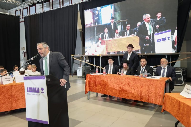 שמוליק קורלנסקי