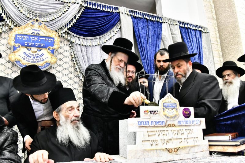באדיבות המצלם