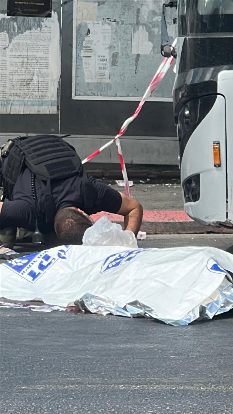 ישי ירושלמי - <blat>בחדרי חרדים</blat>