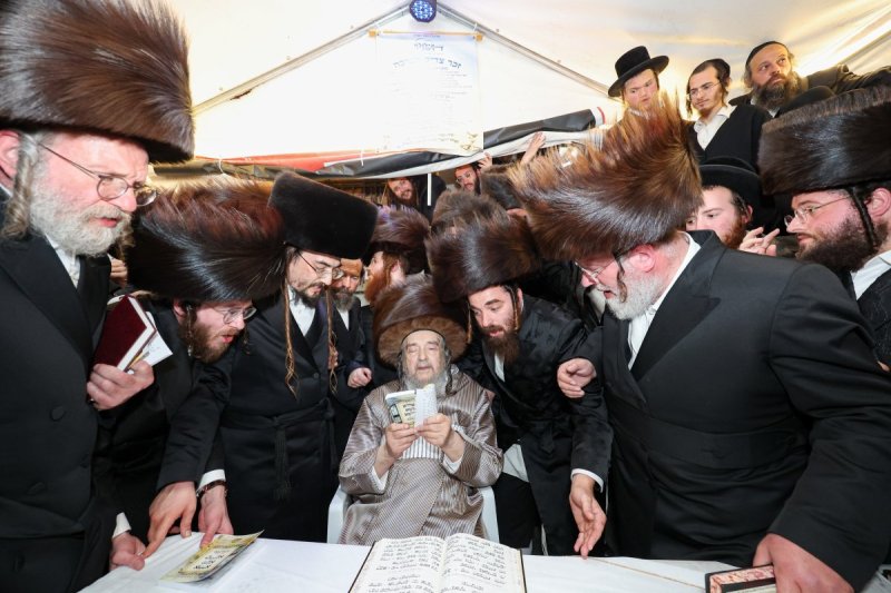 א. אייזנבאך