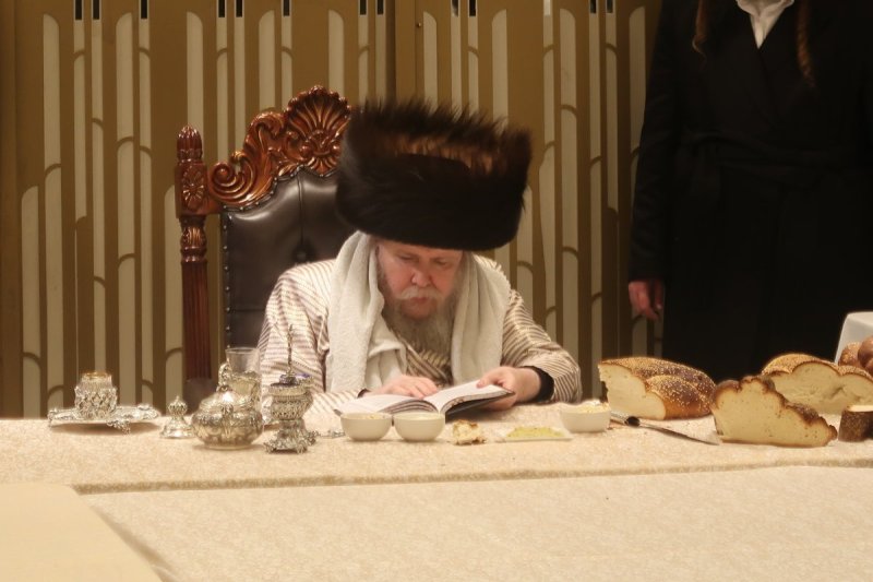 באדיבות המצלם