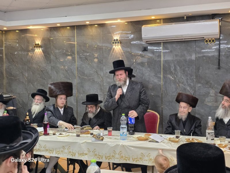 באדיבות המצלם