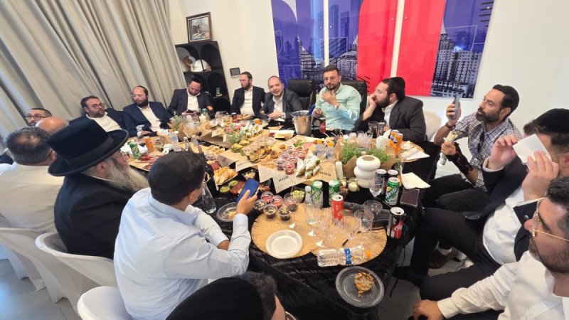 שוקי בריכטא