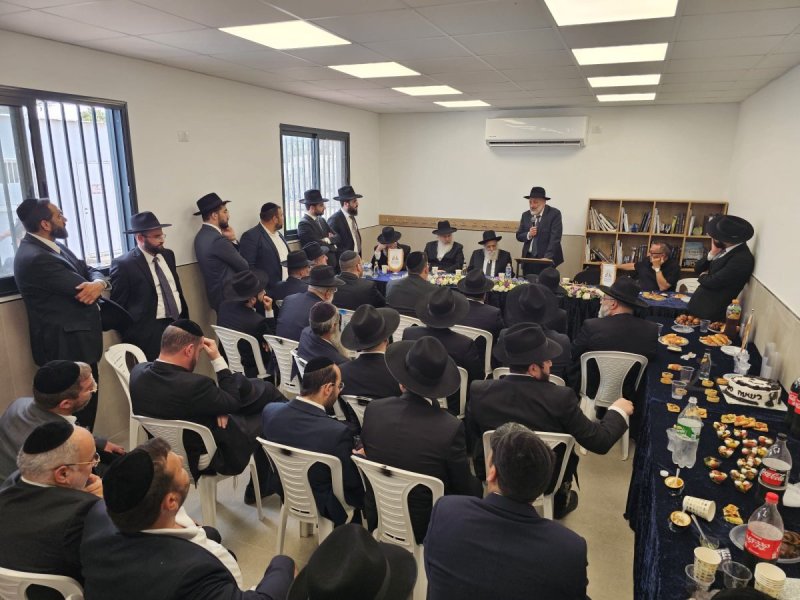 באדיבות המצלם