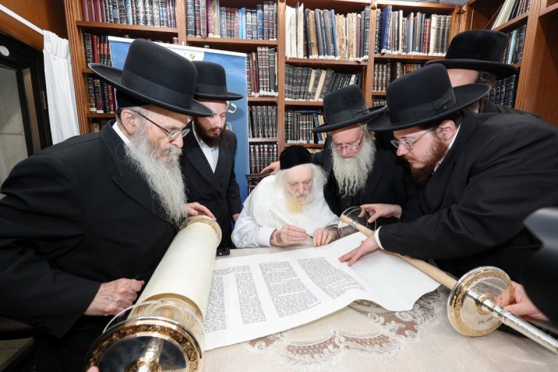 משה גולדשטיין וא. אייזנבאך