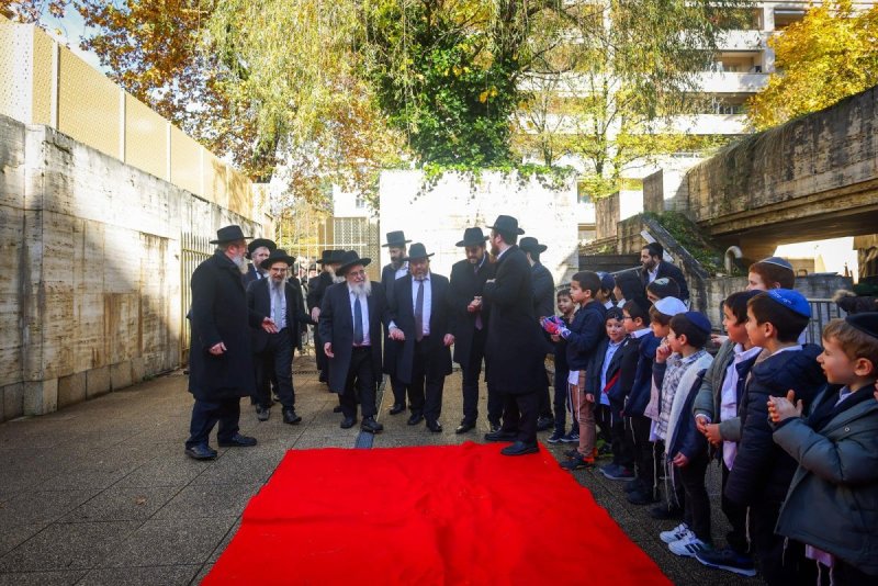 דניאל נפוסי ומאיר זלזניק