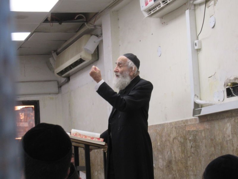 באדיבות המצלם