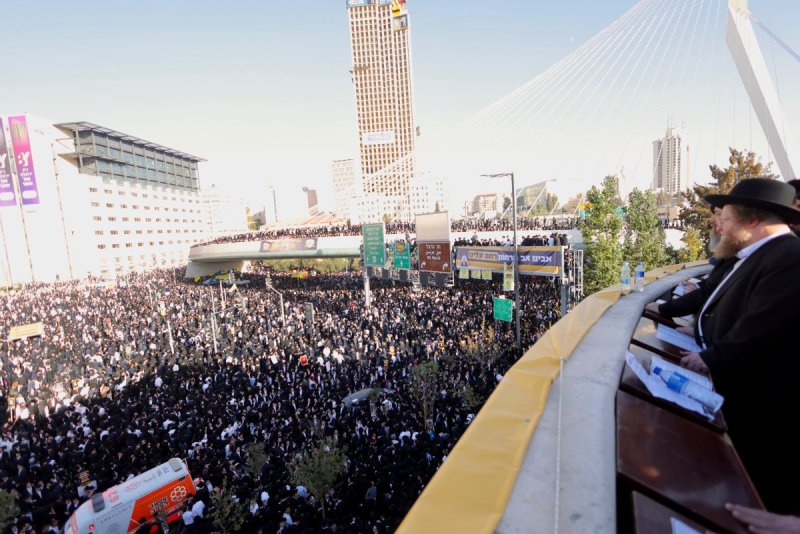 דניאל נפוסי ודוד מנדלסון