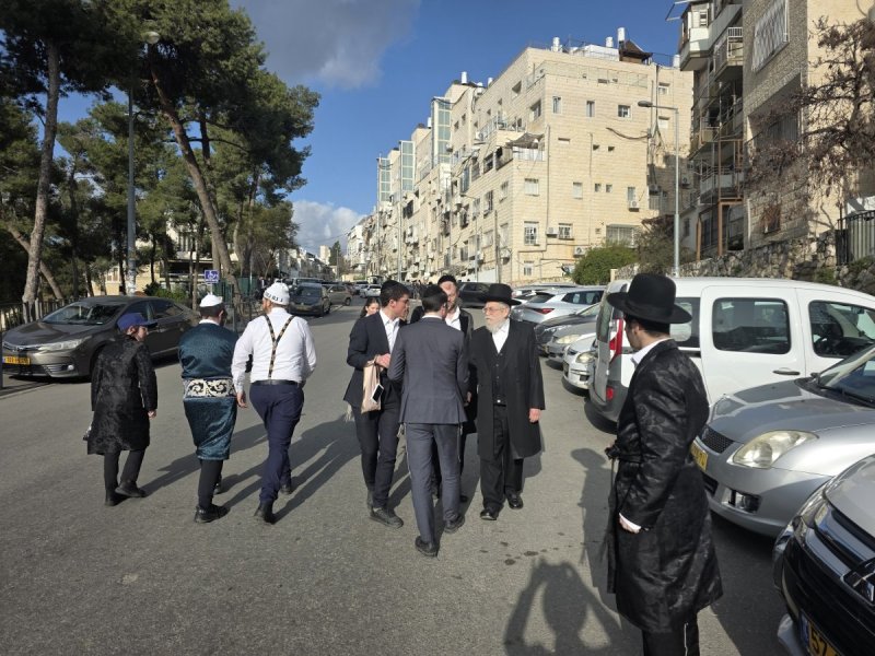 באדיבות המצלם