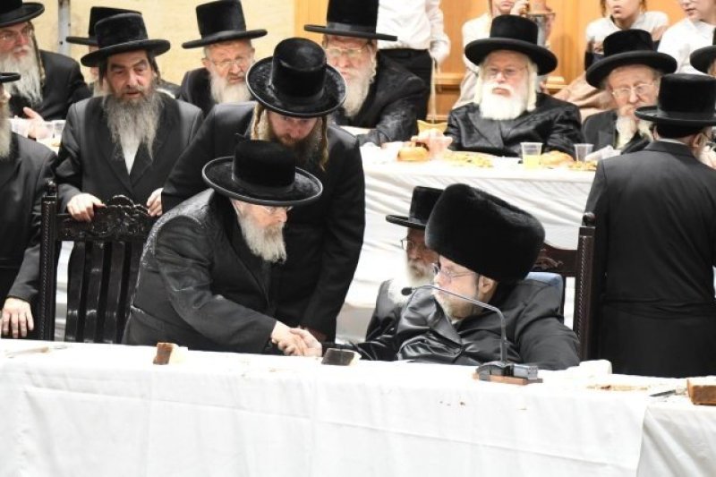 אנשיל בעק וא.מ.ש