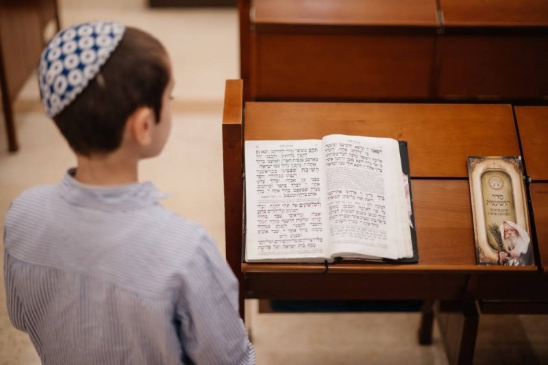 לוי נאזרוב