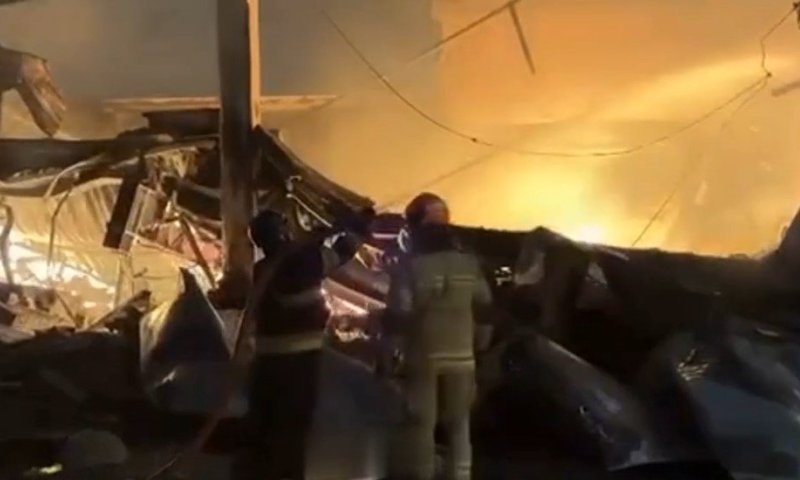 מתקפת טילים כבדה על קייב: נזק נרחב לתשתיות, נפגעים בנפש וביקורת חריפה מצד זלנסקי   