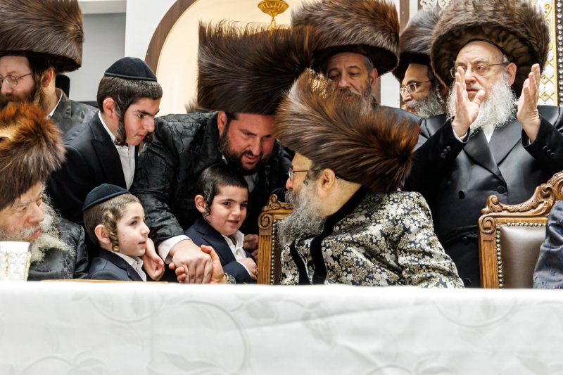 האחים לאנטשעווסקי ואייזיק ג.