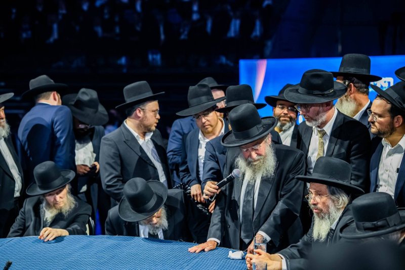 דניאל נפוסי, אריאל רבינסקי ומנדי טוויטו