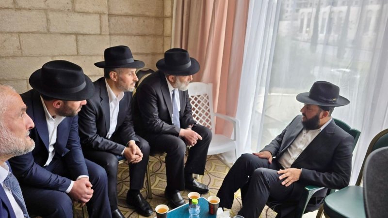 באדיבות המצלם