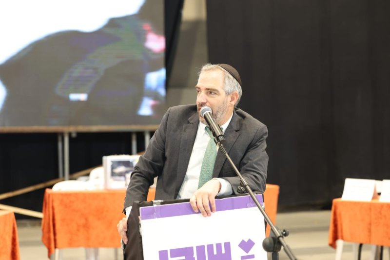 שמוליק קורלנסקי