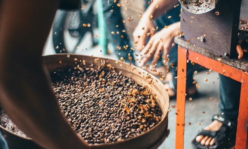 סערה בהרצליה: חילול שבת חובה כדי להשתתף במכרז