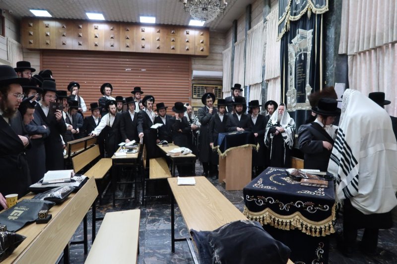 באדיבות המצלם