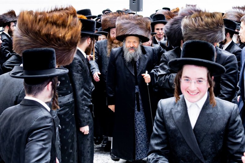 אברומי בלום, אחים לאנטשעווסקי, אייזיק ג. ואייזיק י.