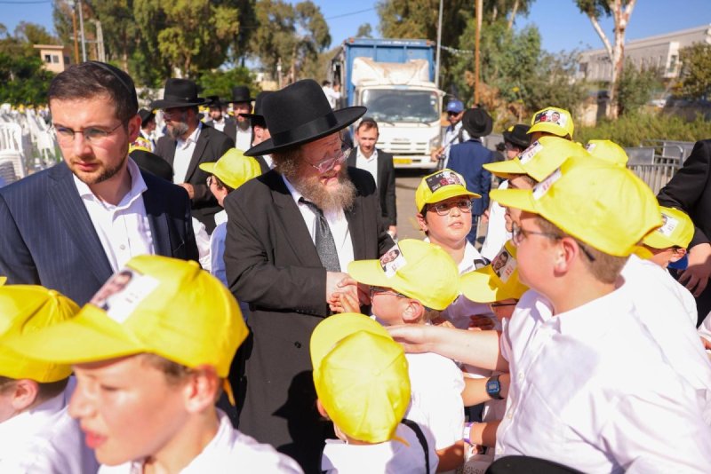 דניאל נפוסי