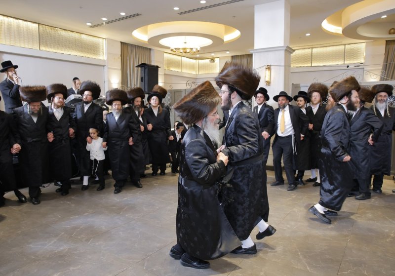 ב. מיכאלי וא.שטול