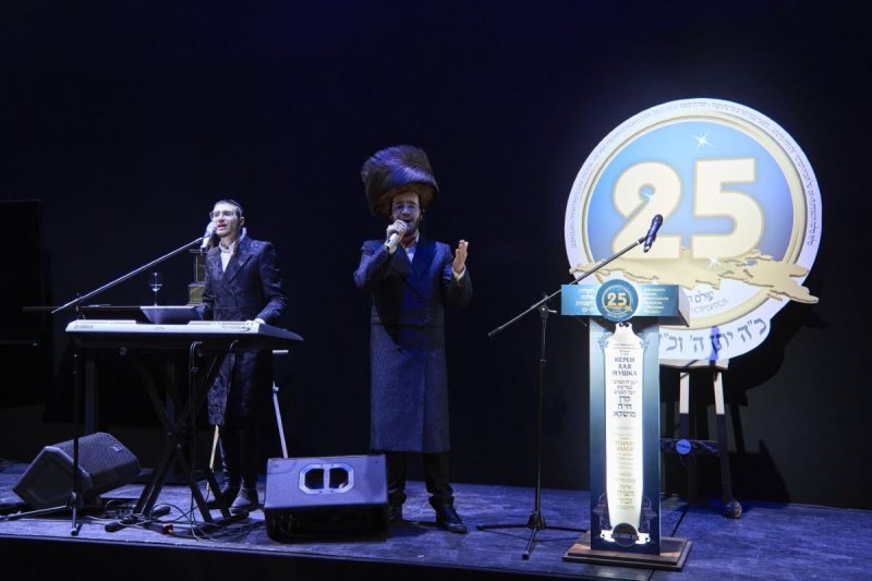 דמיטרי לובאייב