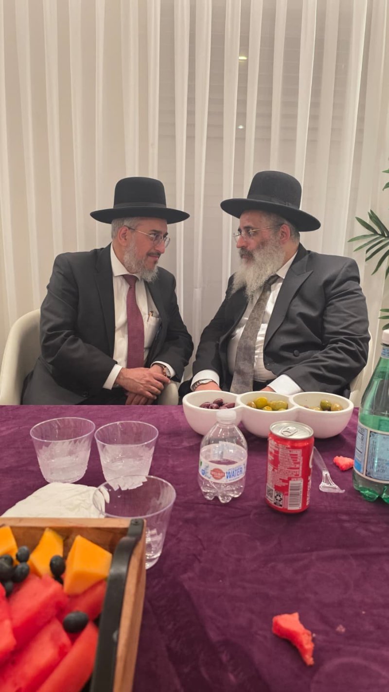 באדיבות המצלם