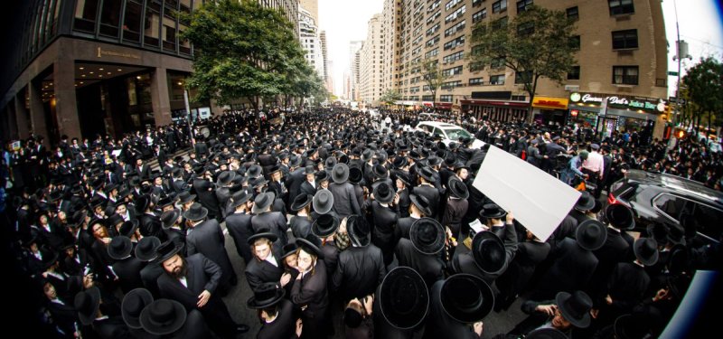 האחים לאנטשעווסקי, אברומי בלום, ד. ה. כרם, אייזיק. י, Clear shot