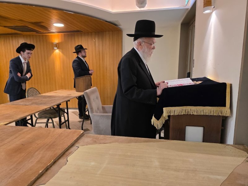 באדיבות המצלם