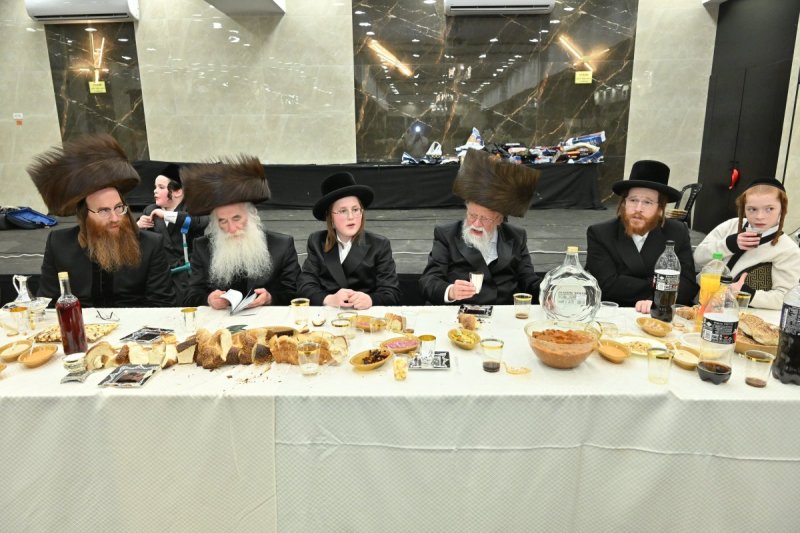 באדיבות המצלם