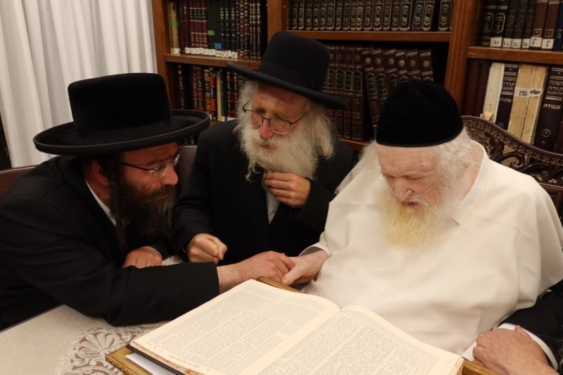 באדיבות המצלם