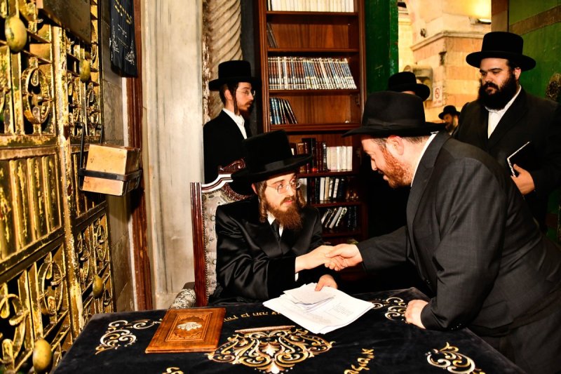 שוקי לרר