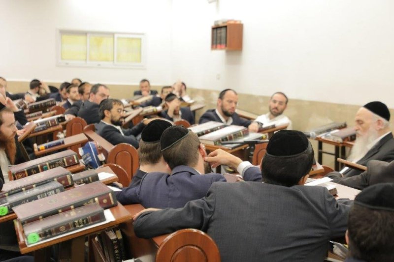 באדיבות המצלם