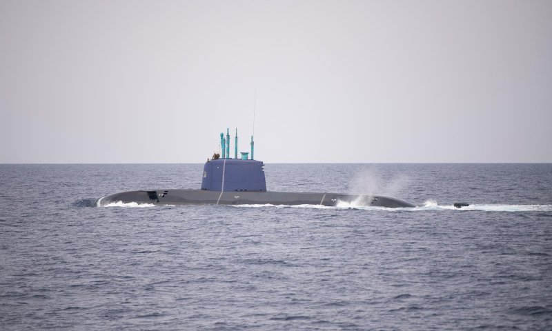 איראני נעצר בבסיס צוללות גרעיניות בבריטניה, חשד לריגול