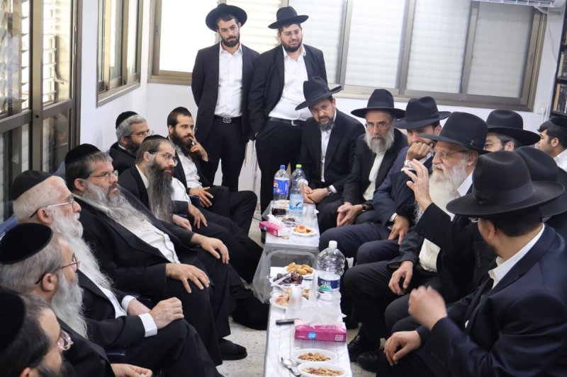 באדיבות המצלם