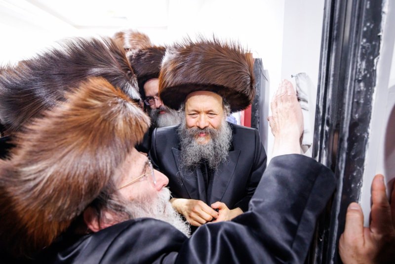 האחים לאנטשעווסקי ואושי וויינגארטן