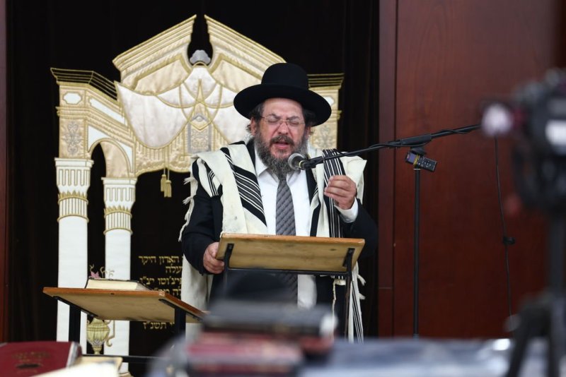 באדיבות המצלם