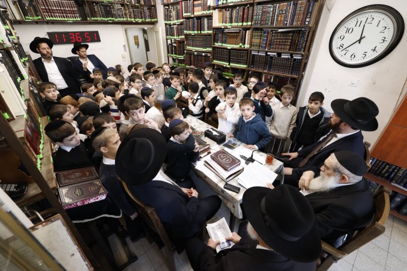 שמוליק קורלנסקי