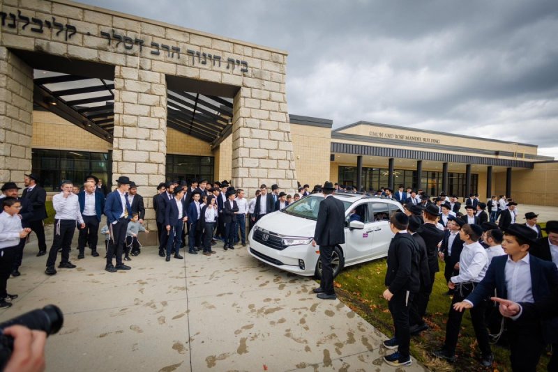 דניאל נפוסי ומאיר זלזניק