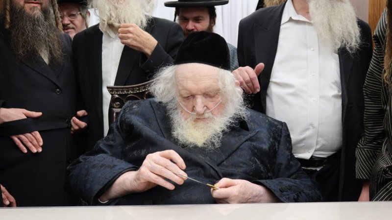 באדיבות המצלם