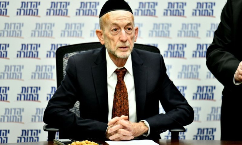 צוות ח"כים בראשות מקלב יבחן את השלכות הדיוור הדיגיטלי של הבנקים שתפגע בציבור החרדי