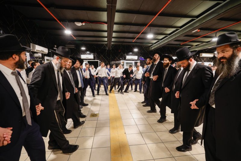 שמוליק קורלנסקי